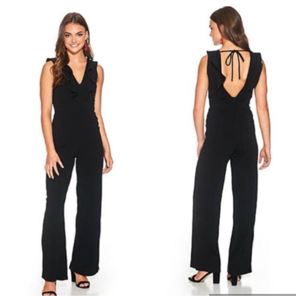 Almost Famous Black Sleeveless Jumpsuit with Wide-Leg Design